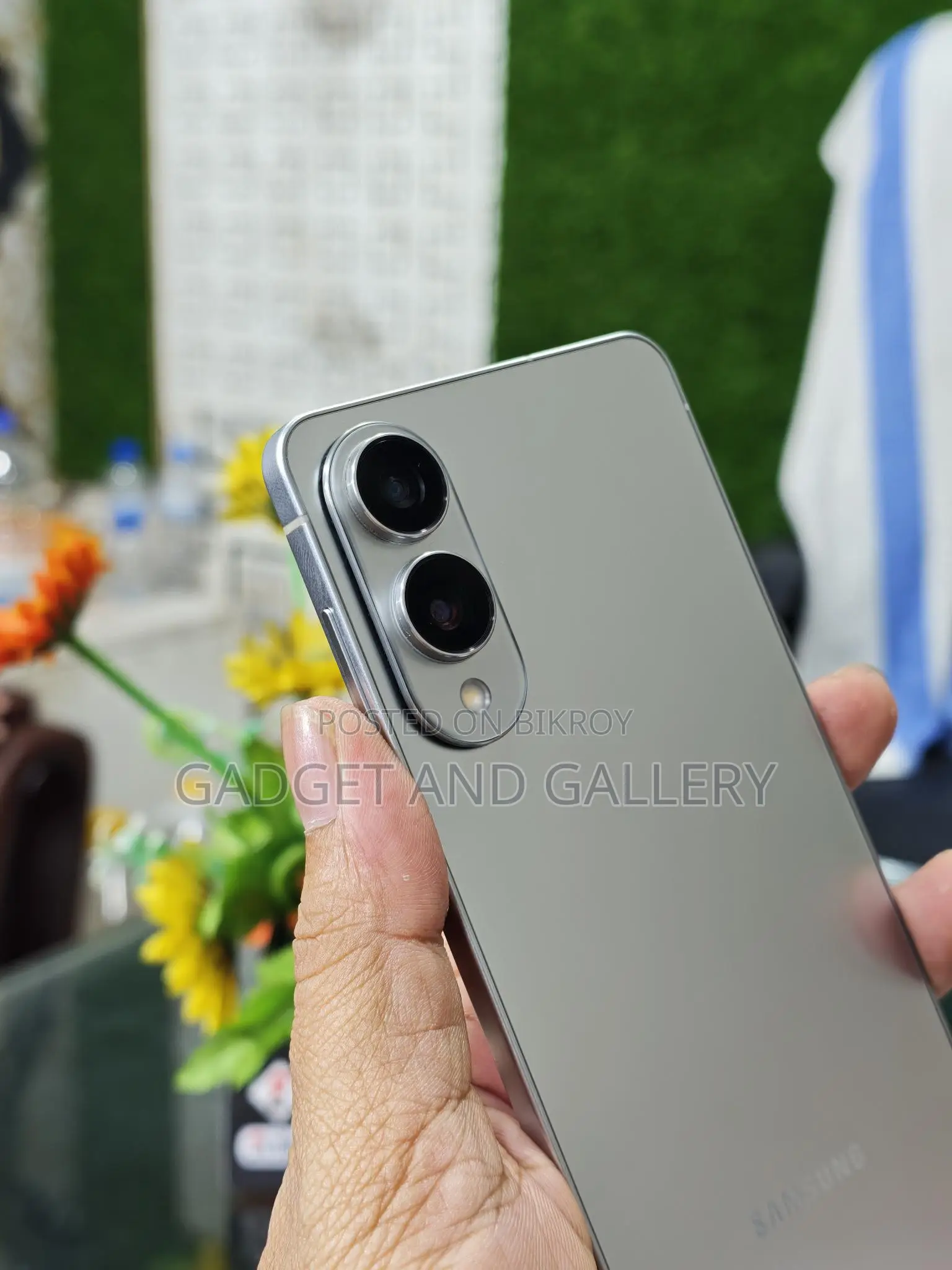 স্যামসাং গ্যালাক্সি এস২৫ এজ ৫১২ জিবি সিলভার