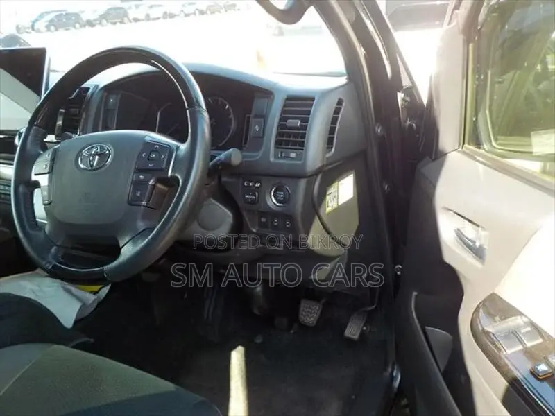 Toyota Hiace Super GL Dark Prime2 2024