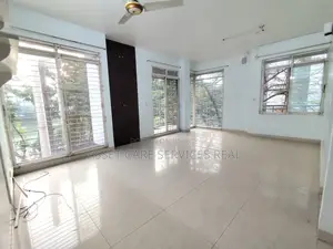 Lake View 3-Bedroom Unfurnished Apartment for Rent in Baridhara Diplomatic Zone