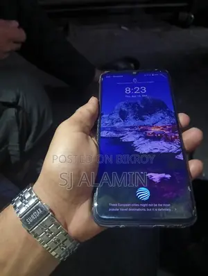 Vivo V20 8,128 (Used)
