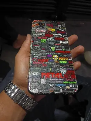 Vivo V20 8,128 (Used)