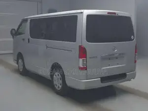 Toyota Hiace PKG. DX G LED SILVER 2021