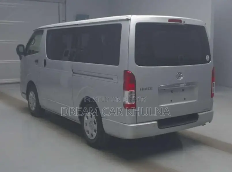 Toyota Hiace PKG. DX G LED SILVER 2021