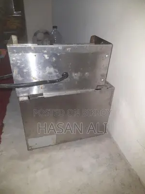ডীপ ফায়ারটি ১ মাস ও ব্যাবহার করি নাই।টাকার দরকার তাই বিক্রি কইরা দিমু।