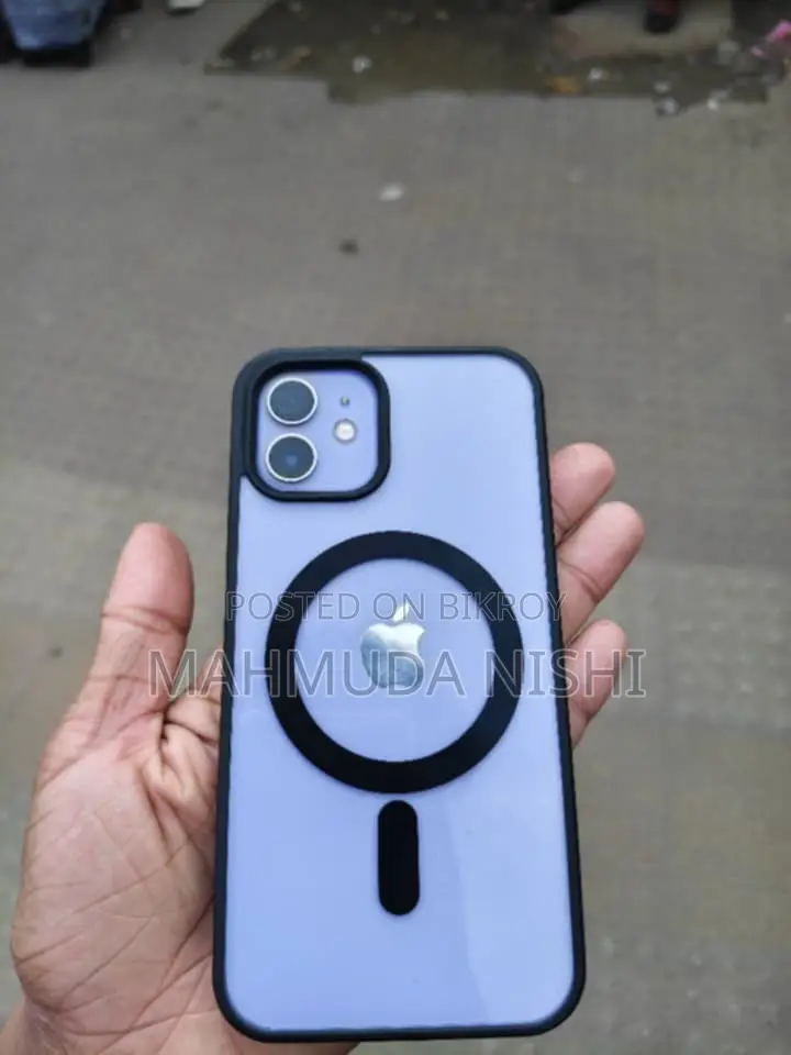 Apple iPhone 12 (Used)