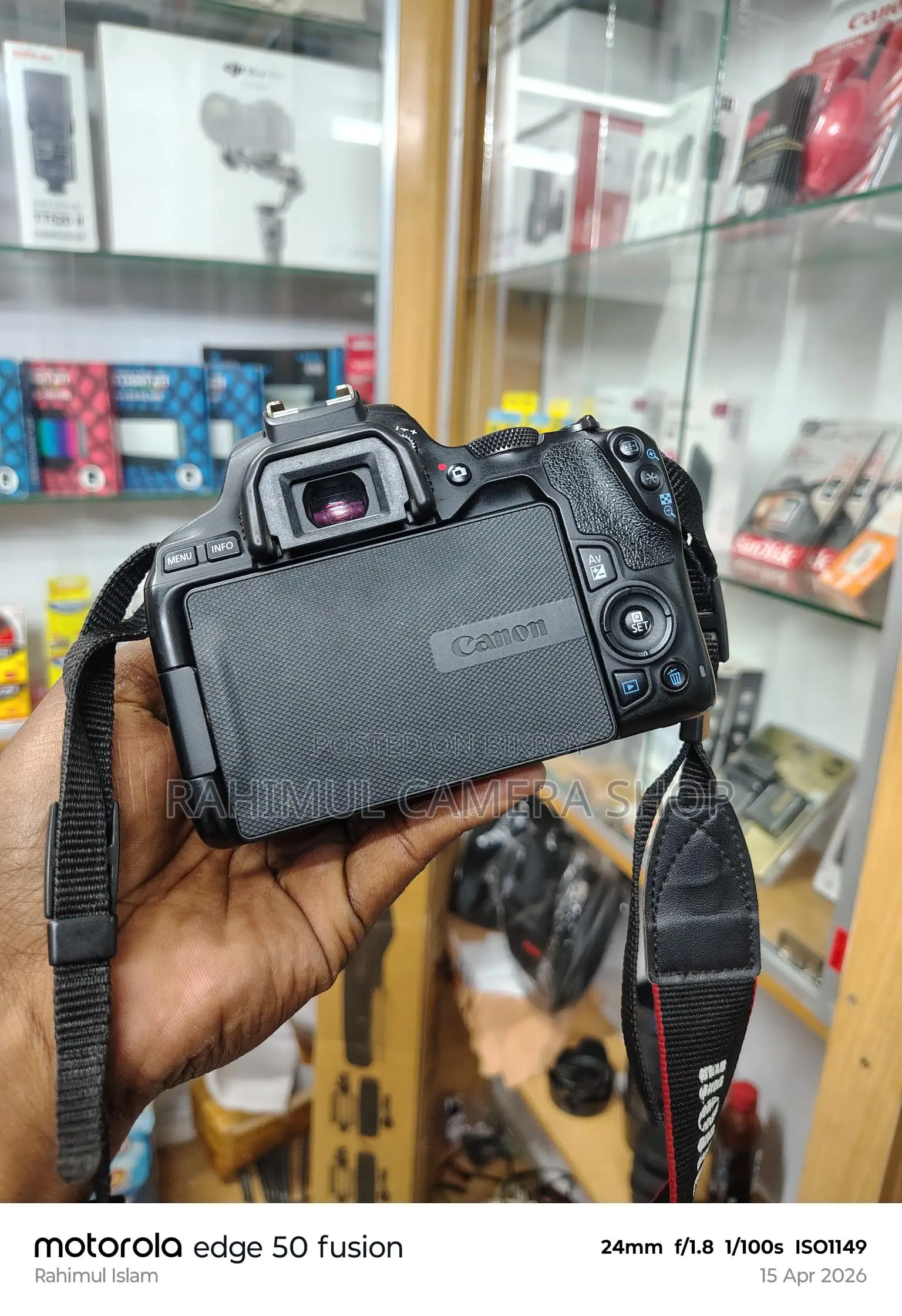 Canon 200D mark ii with 18-55 Neno stm lens full fresh condition