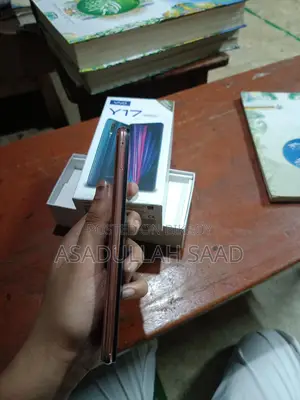 Vivo Y17 (Used)