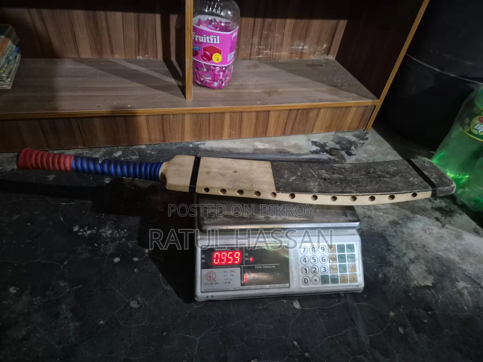 ক্রিকেট ব্যাট