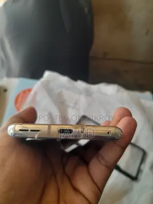 OnePlus 8T (Used)