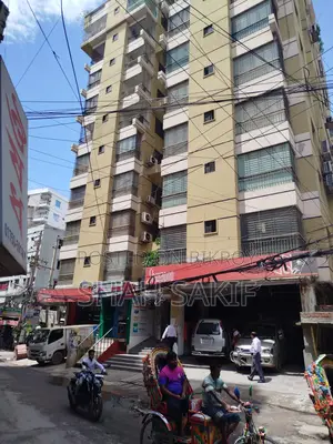 Ready Commercial Space for Rent