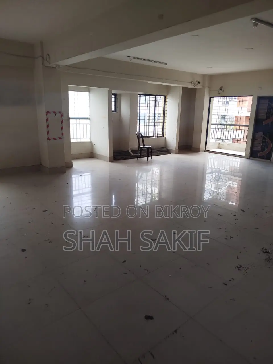 Ready Commercial Space for Rent