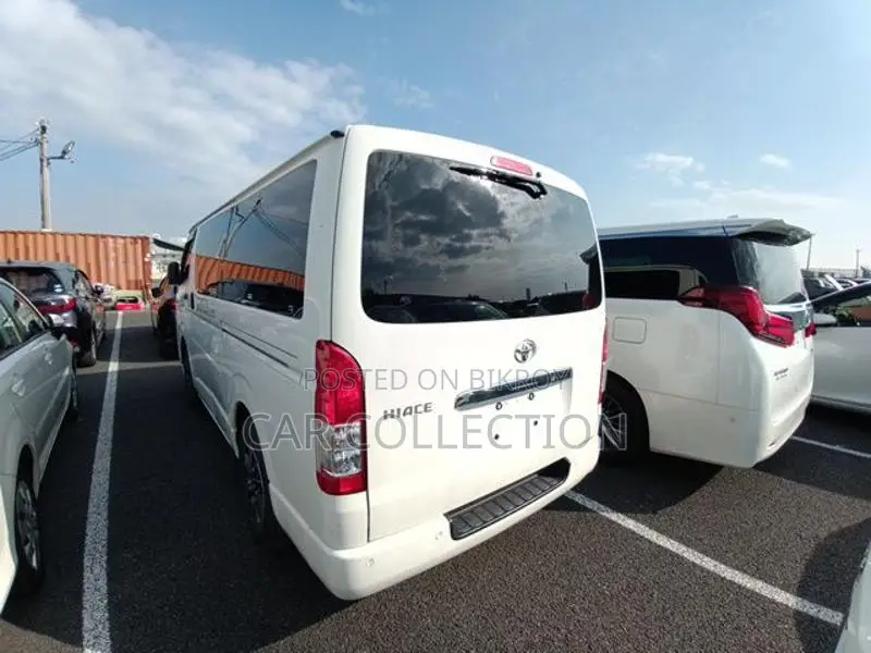 Toyota Hiace GL 2020