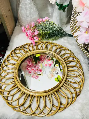 Wooden Mirror Circle Design