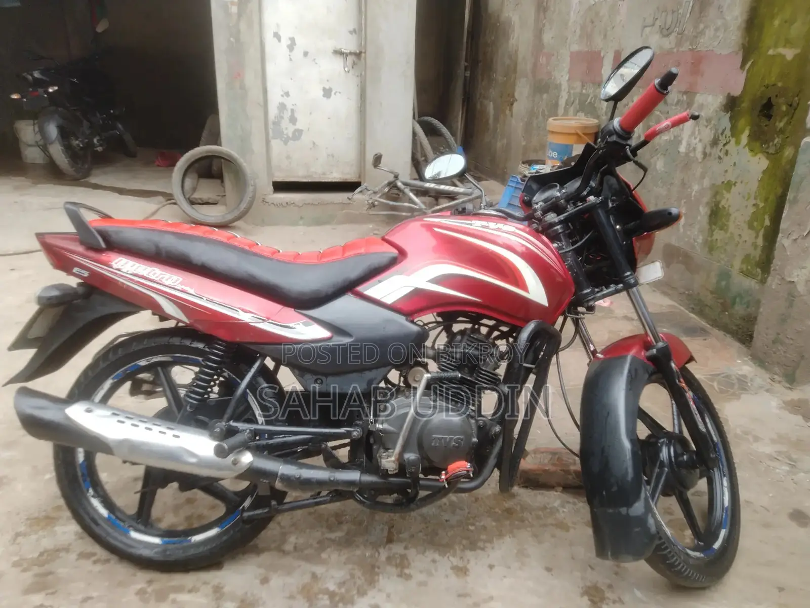 TVS Metro ` 2017