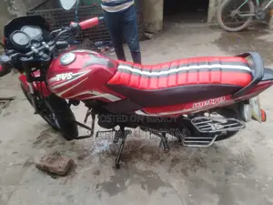 TVS Metro ` 2017