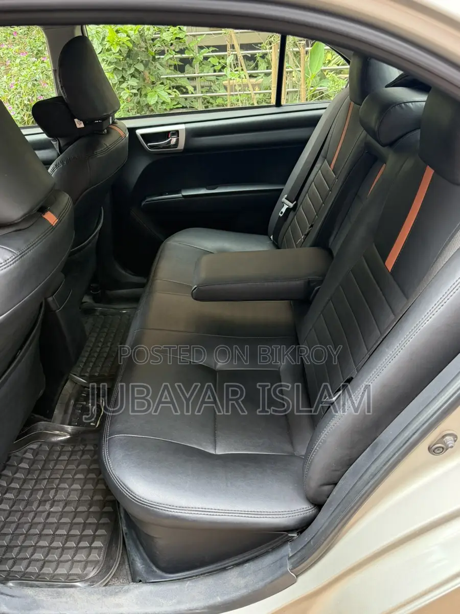 Toyota Axio 2014