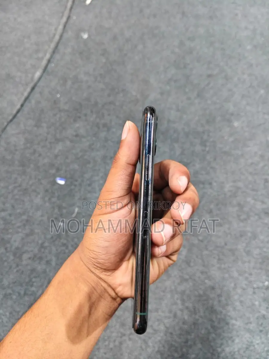 Apple iPhone 11 Pro (Used)