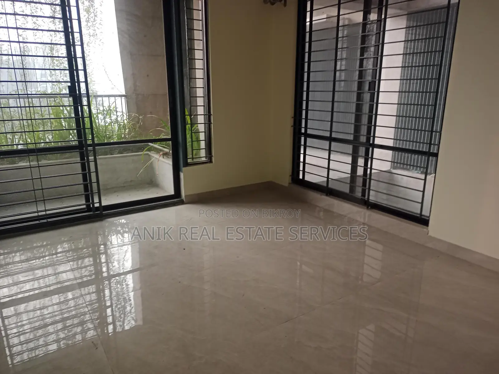 Good Quality 4 Bedroom Un Farnised Flat Rent At Gulshan 2