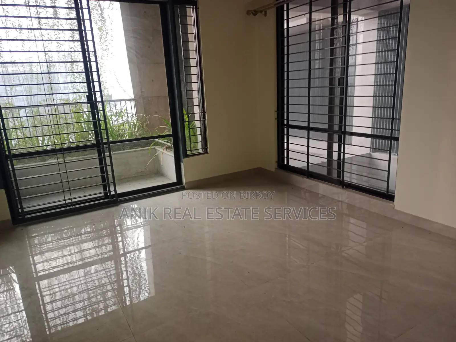 Good Quality 4 Bedroom Un Farnised Flat Rent At Gulshan 2