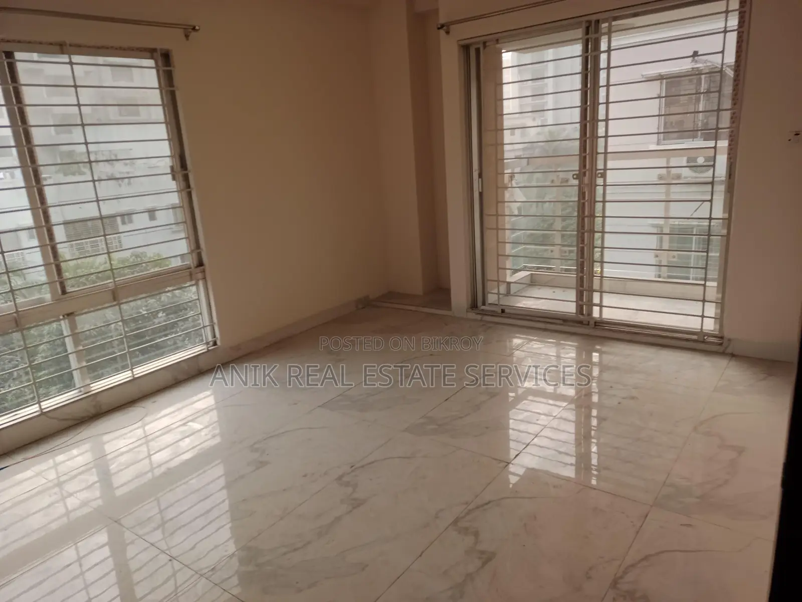 Good Quality 4 Bedroom Un Farnised Flat Rent At Gulshan 2