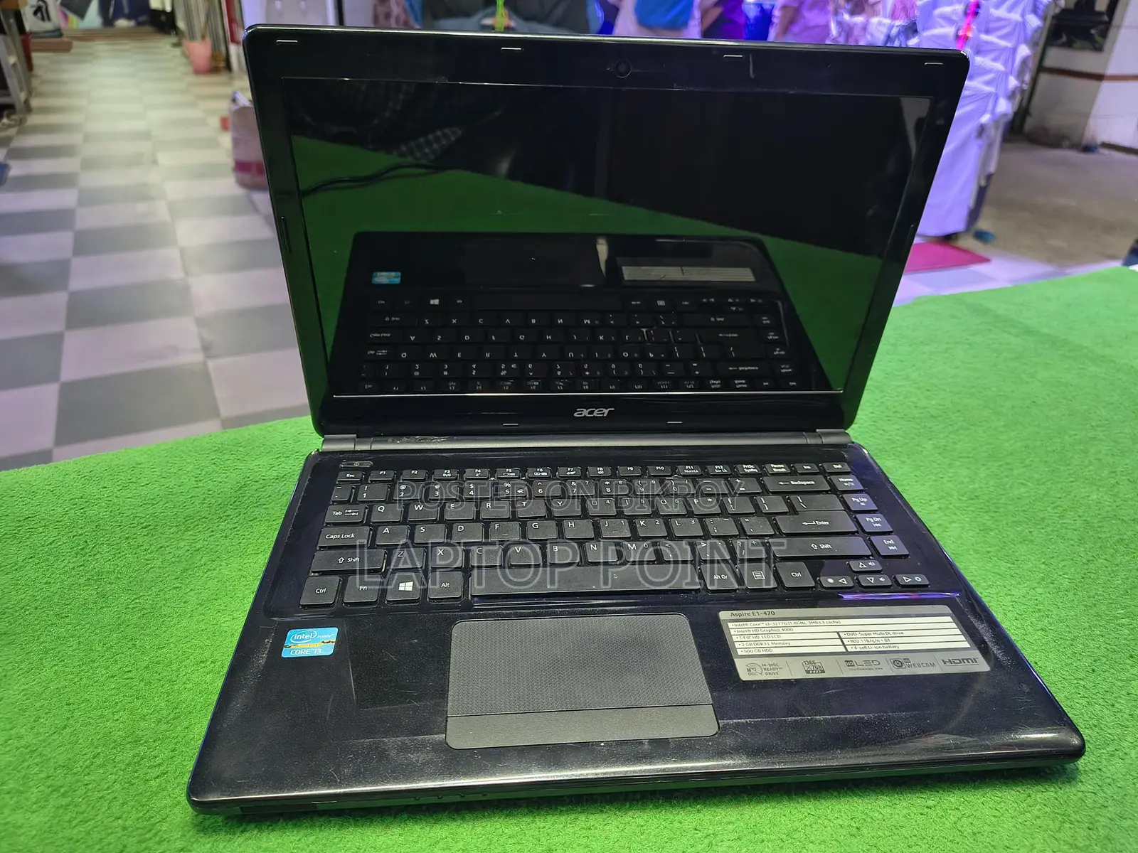 Acer core i3 3rd gen: 4GB 500GB