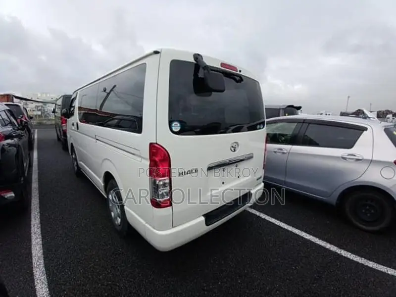 Toyota Hiace GL 2020