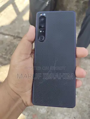 Sony xperia 1 mark 4 (Used)