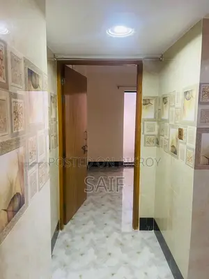 এক রুম সাবলেট ভাড়া দেওয়া হবে।(স্বামী,স্ত্রী) / ফিমেল