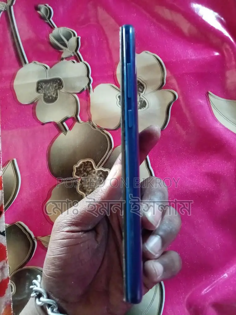 Xiaomi Redmi 8 Great Deal (Used)