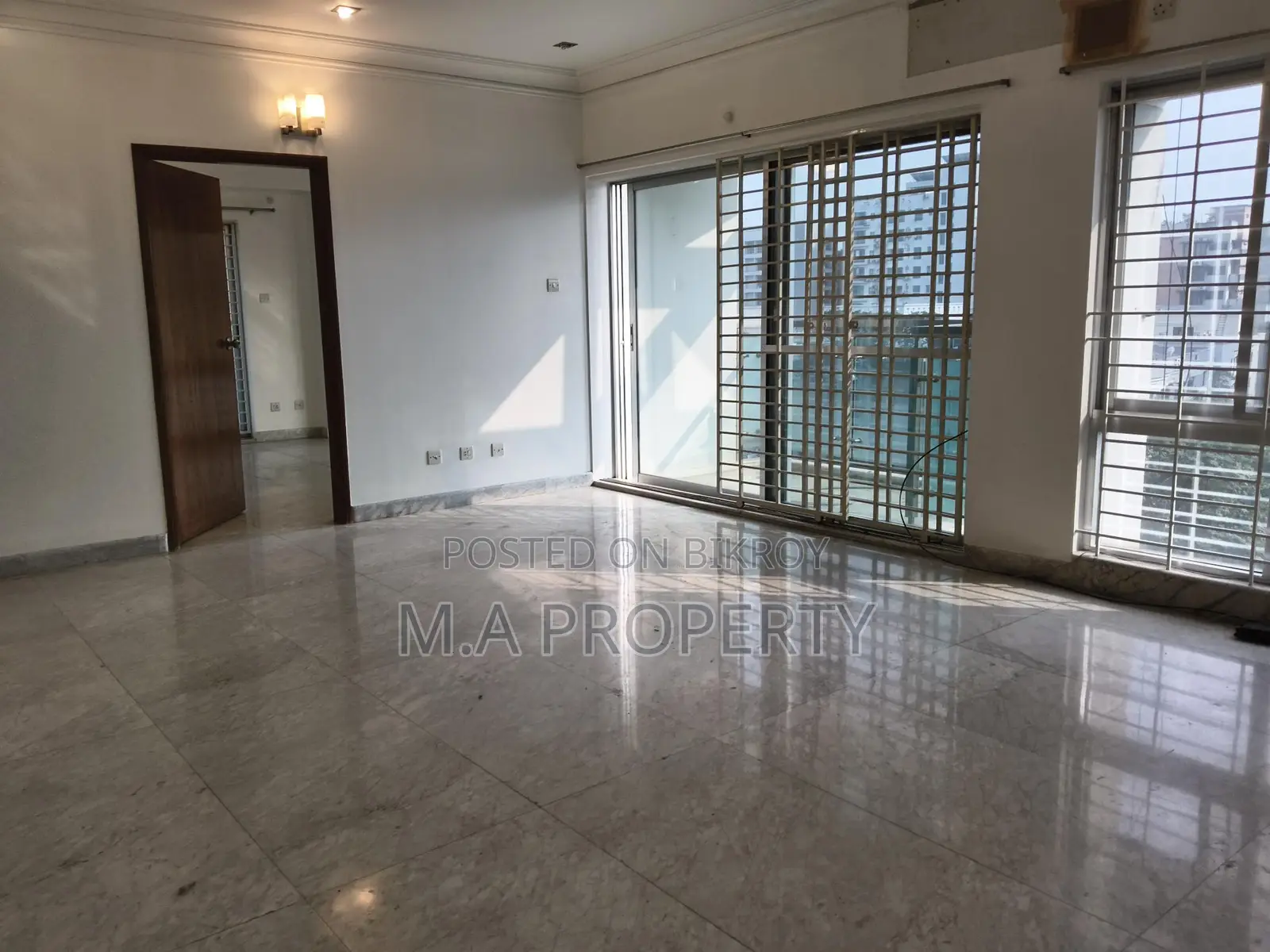 Duplex Apartment Rent 4-Bedroom 2-Car Park Gulshan