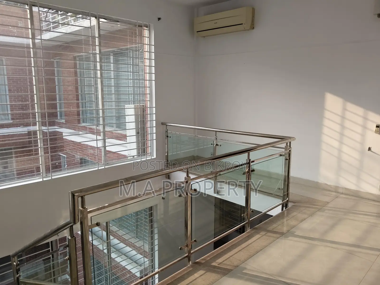Duplex Apartment Rent 4-Bedroom 2-Car Park Gulshan