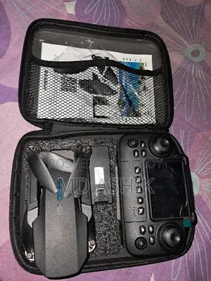 E88 with Indisplay Screen Remote Drone