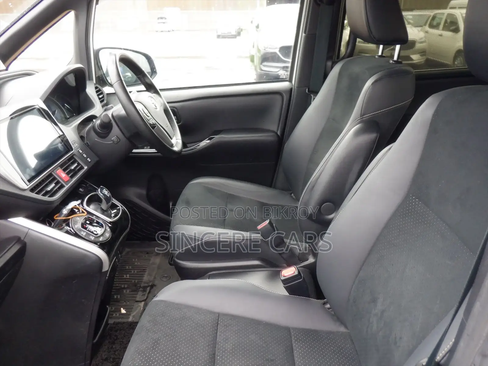 Toyota Voxy ZS KIRAMEKI HYB 2021