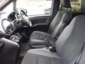 Toyota Voxy ZS KIRAMEKI HYB 2021
