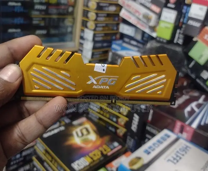 Adata Xpg গেমিং ৪ জিবি র‍্যাম ১ বছরের ওয়ারেন্টিসহ