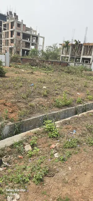 RAJUK Sector-17 Service Holder Category Plot on 54' Road