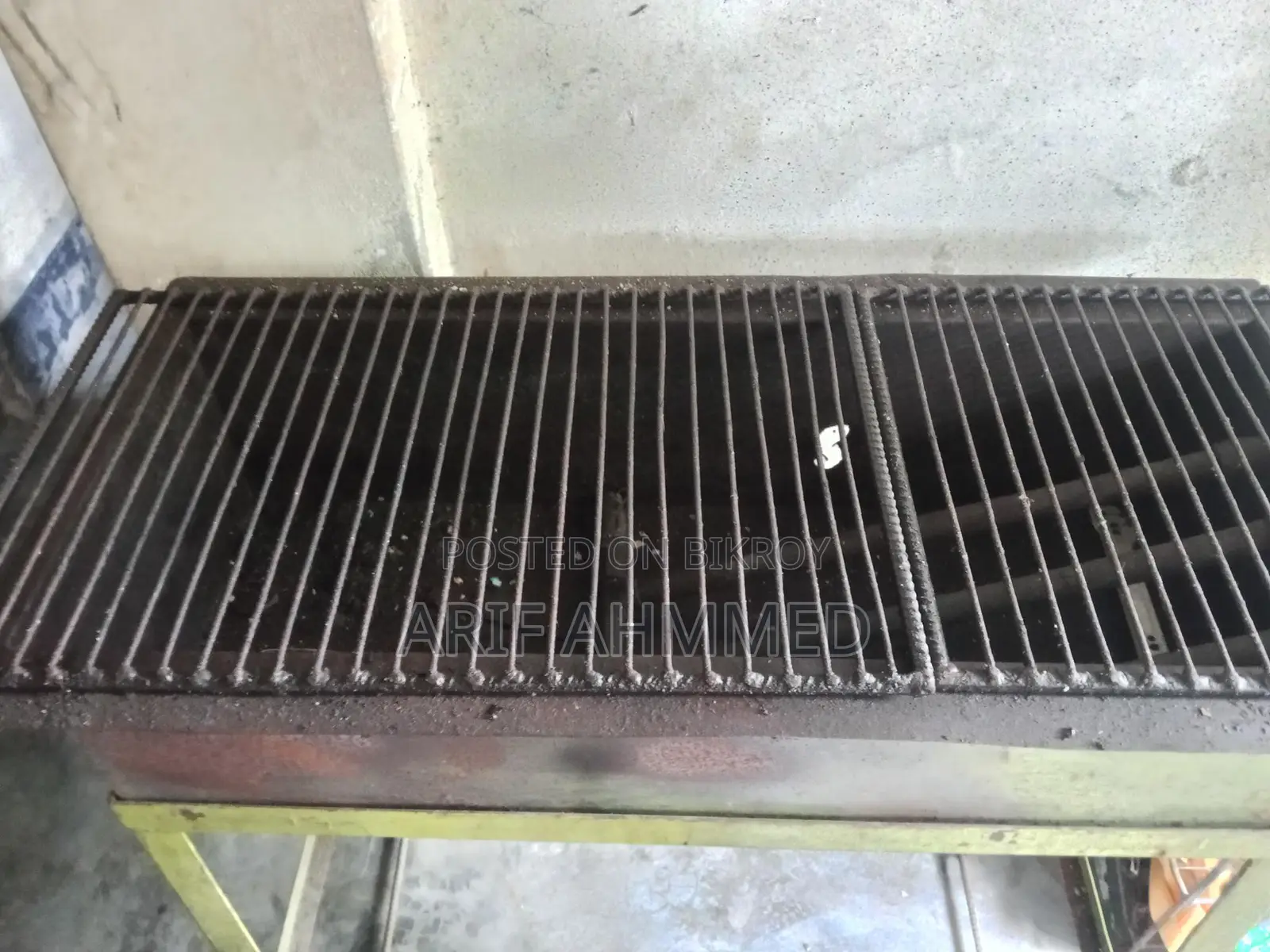 Charcoal and Gas Barbecue Setup