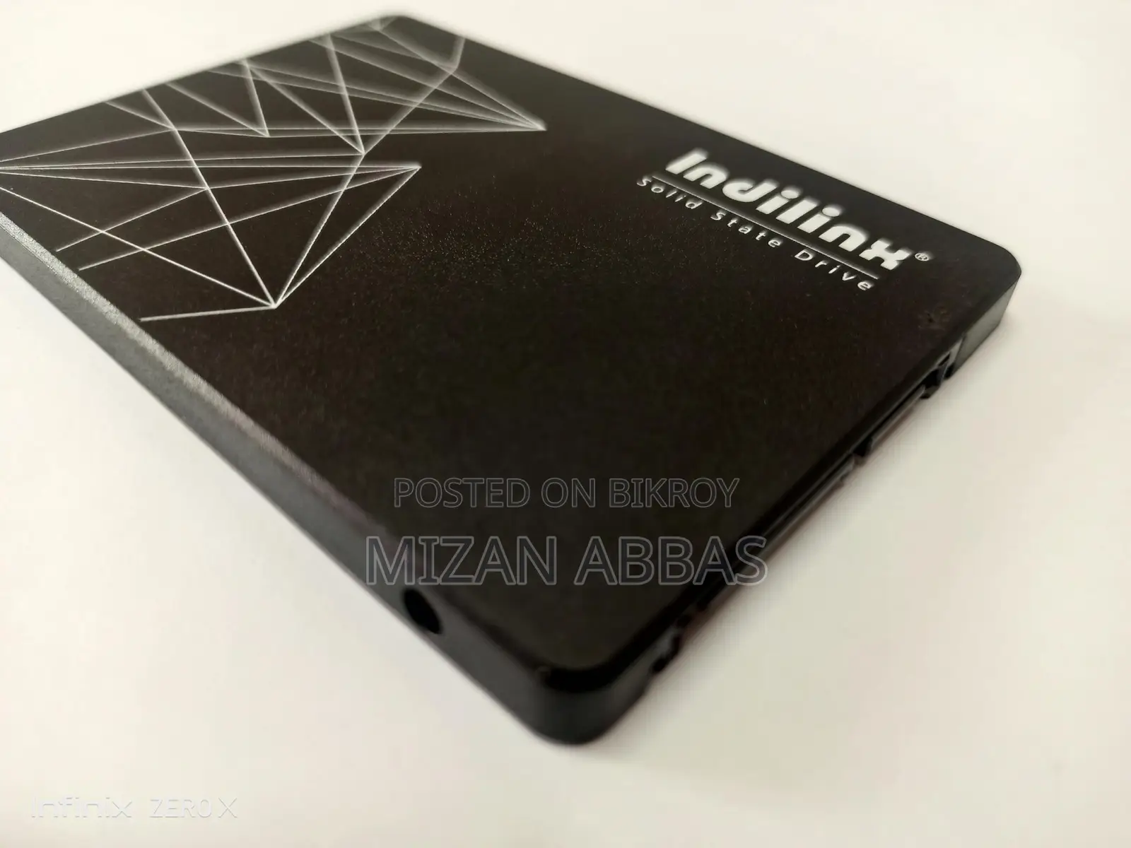 Indilinx 240GB SSD 2.5" SATA with USB-C Adapter