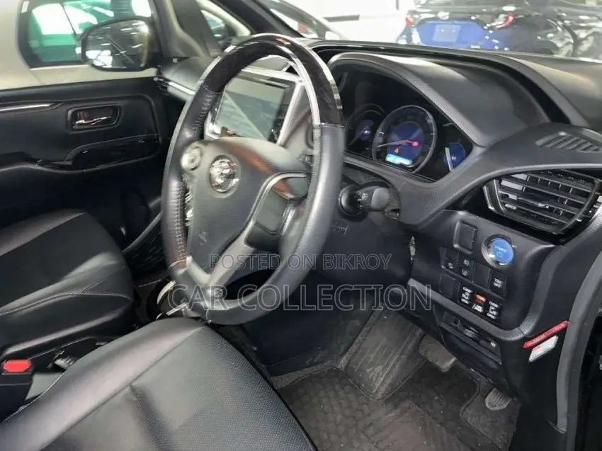 Toyota Esquire GI HYBRID 2021