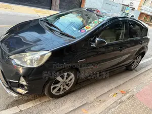 Toyota Aqua 2013 Black