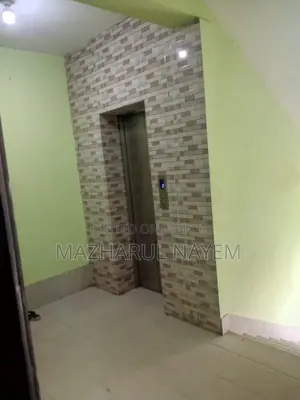 One room available for rent in a three-room flat