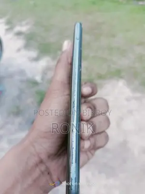 Realme 8 (Used)