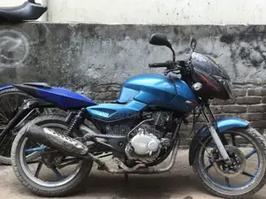 Bajaj Pulsar 150 2010