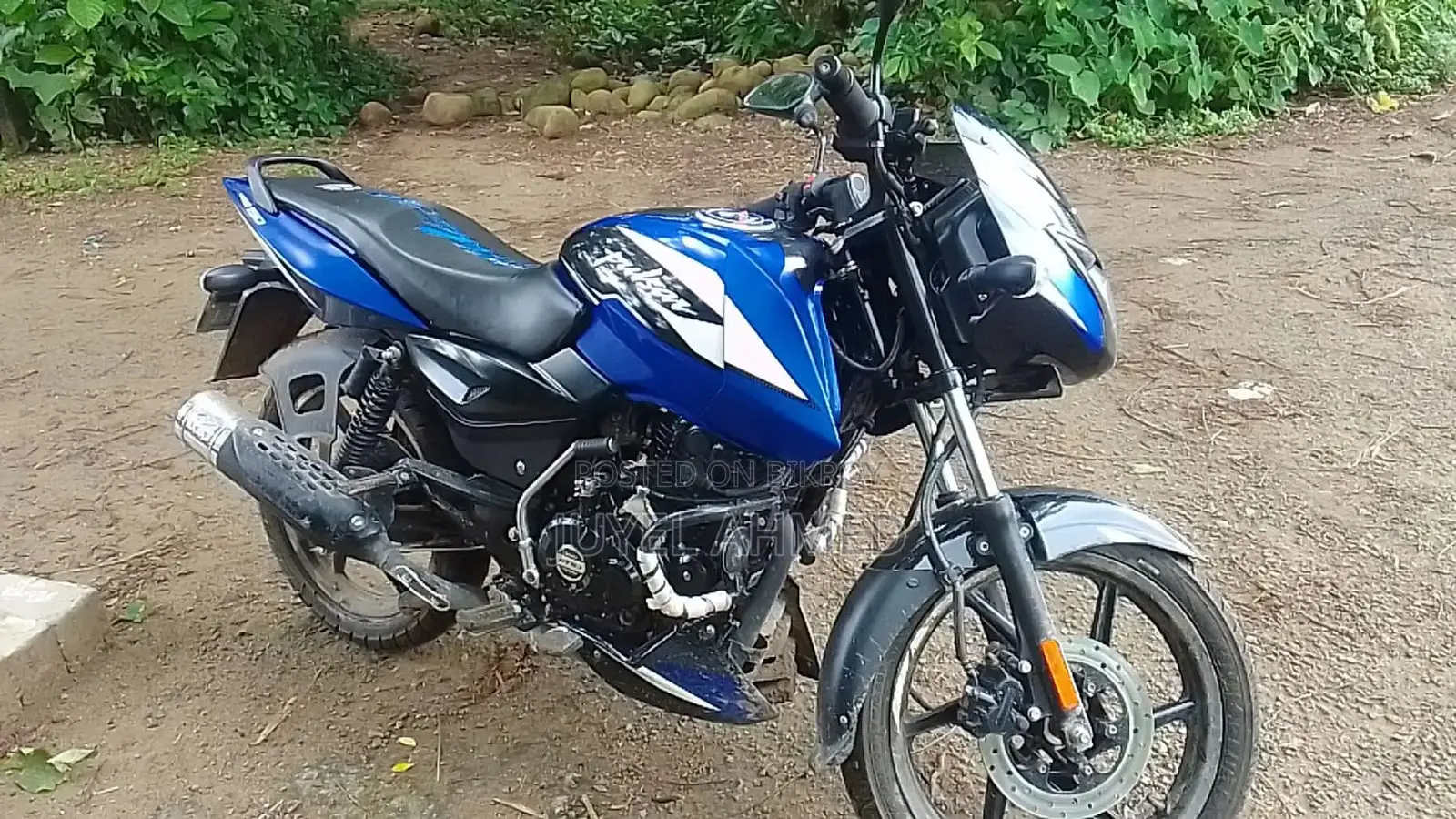 Bajaj Pulsar 150 . 2026