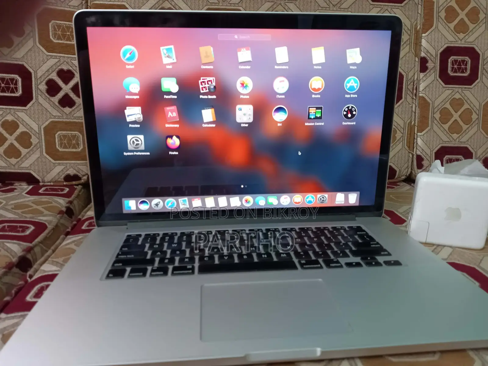 Macbook Pro A1398 16/256