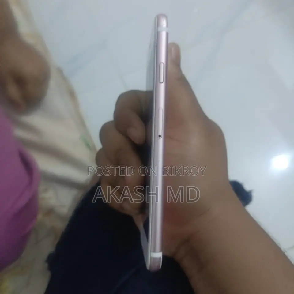 Apple iPhone 6S (Used)
