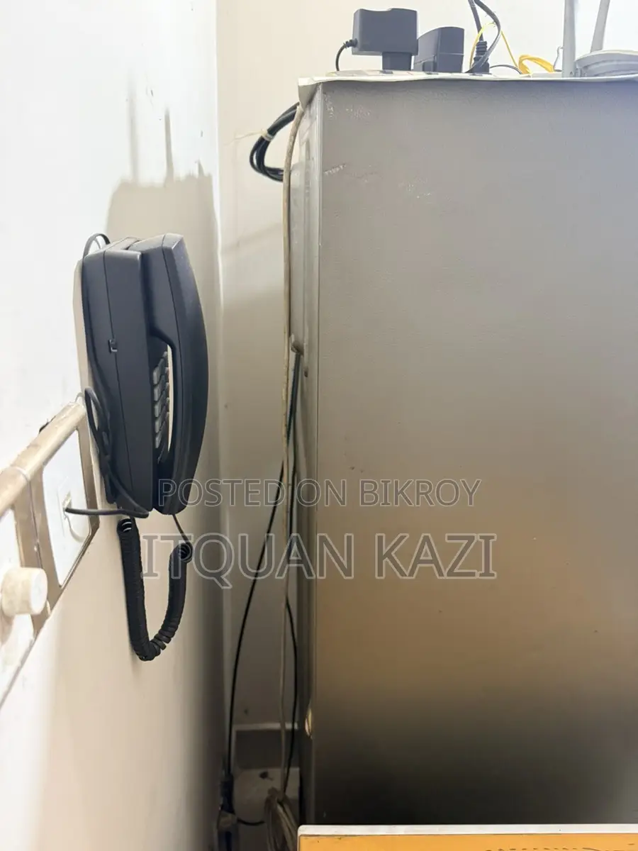 Samsung Refrigerator (digital Inverter 250l)