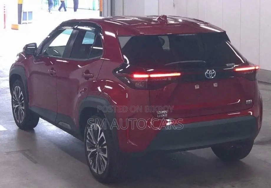 Toyota Yaris Cross Z Red 4.5 Point 2021