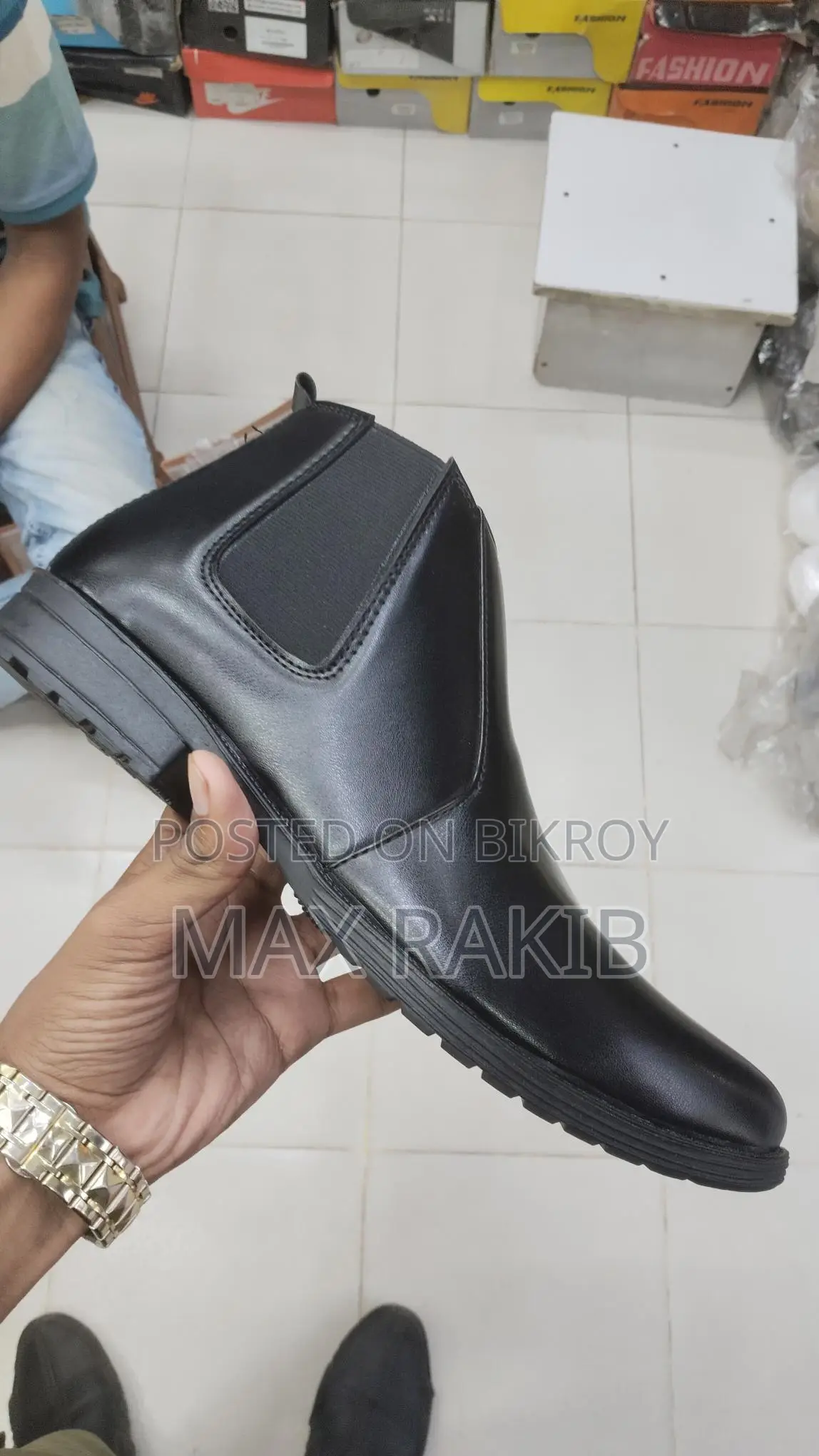 Cat Style Black Leather Boot – Brand New 1st Hand