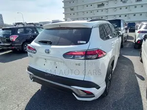 Toyota Corolla Cross Z Pearl Full Option 2023